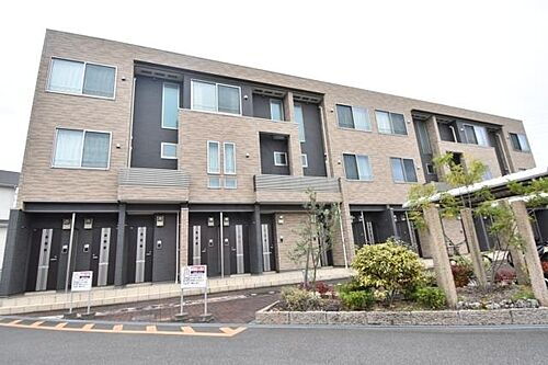 大阪府和泉市池田下町 3階建