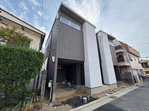 大阪府堺市西区鳳中町２丁 2階建 