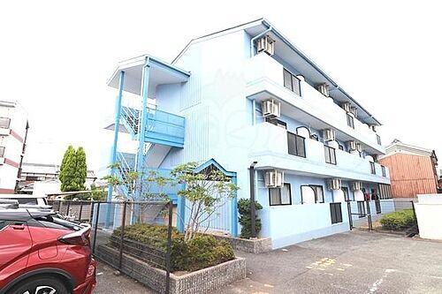 大阪府吹田市南吹田４丁目 3階建