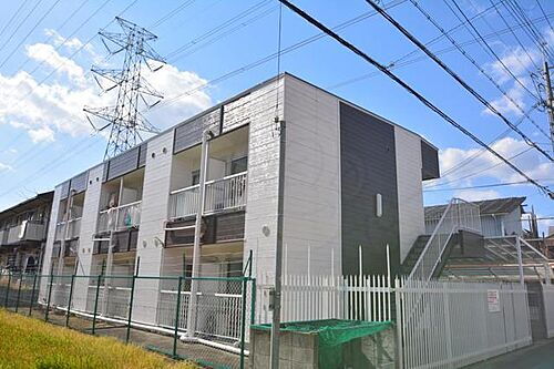 兵庫県伊丹市荒牧南３丁目 賃貸アパート