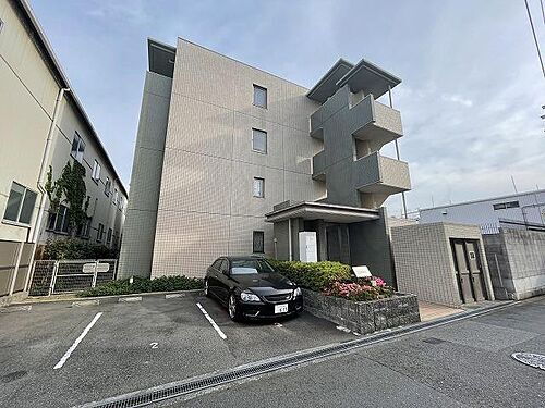 大阪府大阪市淀川区三津屋南３丁目 4階建