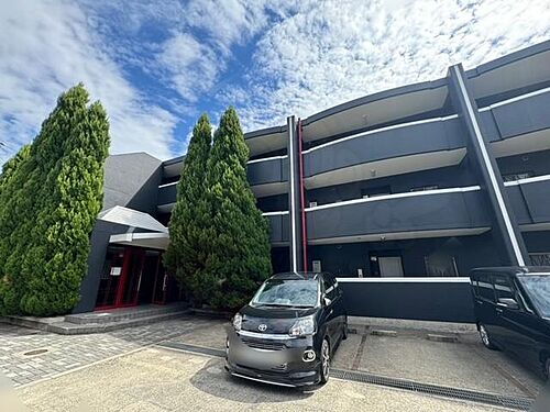 大阪府枚方市交北１丁目 築35年9ヶ月 3階建