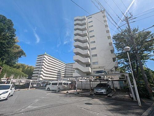 大阪府吹田市上山田 11階建 築46年10ヶ月