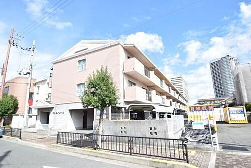 大阪府摂津市庄屋２丁目 3階建 築29年3ヶ月