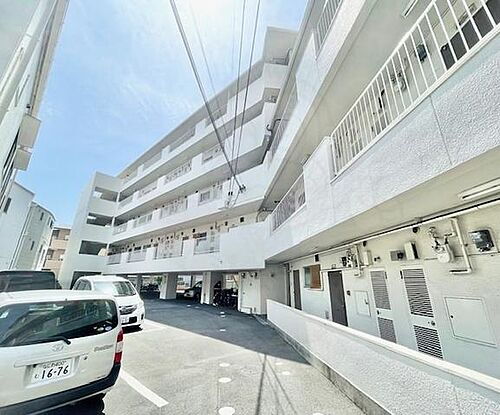 大阪府吹田市岸部北５丁目 築48年9ヶ月 5階建