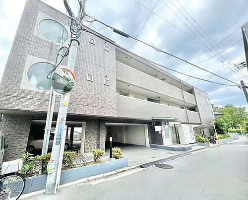 大阪府吹田市片山町４丁目 築29年3ヶ月 3階建