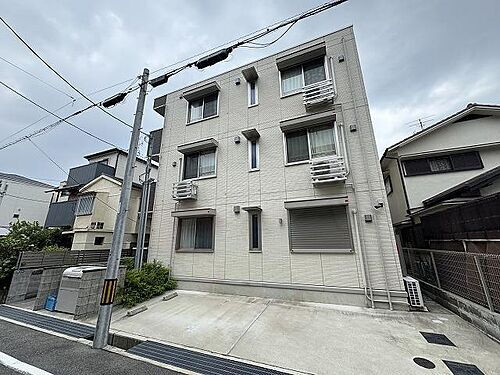 兵庫県西宮市里中町２丁目 賃貸アパート