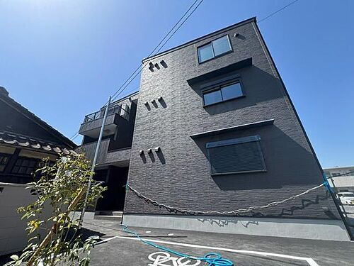 大阪府堺市西区鳳中町３丁 3階建 築1年9ヶ月