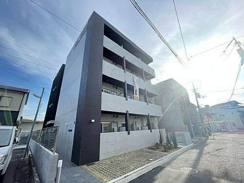 大阪府堺市堺区向陵東町２丁 4階建 築1年3ヶ月