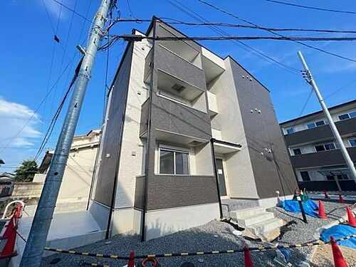 大阪府堺市東区日置荘西町６丁 築2年4ヶ月 3階建