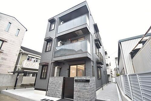 大阪府堺市北区北花田町１丁 3階建 築1年未満