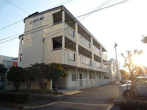 大阪府堺市北区百舌鳥陵南町３丁 3階建 築32年9ヶ月