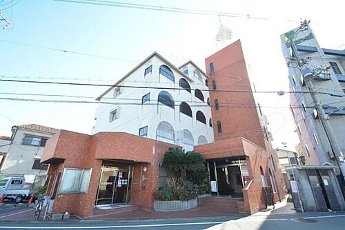 メゾンドール北加賀屋 5階建