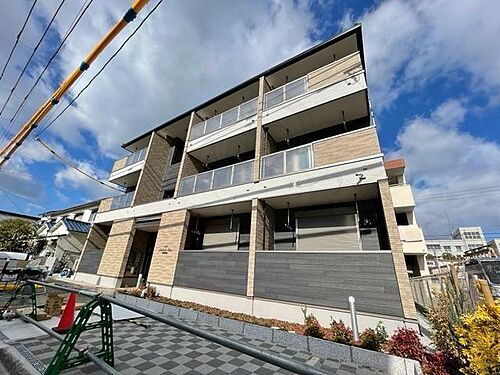 大阪府堺市北区新金岡町５丁 3階建 築3年11ヶ月