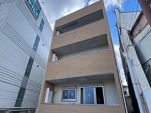 大阪府堺市堺区楠町１丁 築1年未満 3階建