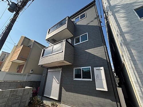 大阪府堺市堺区大浜中町２丁  3階建