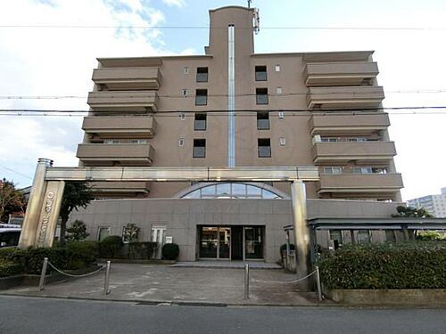 京都府京都市下京区西七条東御前田町 7階建
