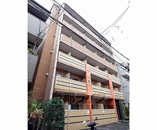 京都府京都市下京区西木屋町通松原上る清水町 6階建