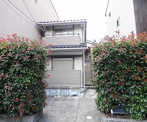 京都府京都市上京区千本通竹屋町上る主税町 築19年5ヶ月 2階建