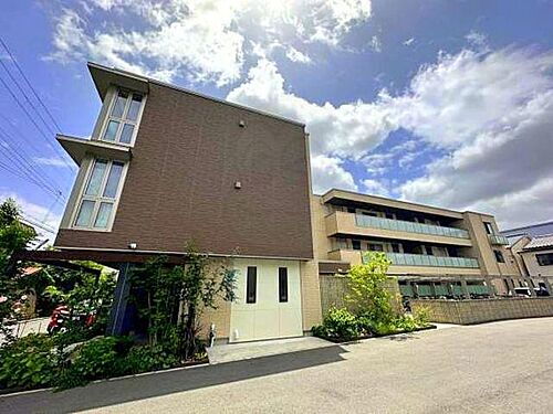 大阪府吹田市岸部南３丁目 築5年11ヶ月 3階建