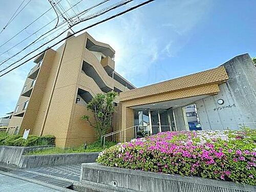 大阪府吹田市岸部北２丁目 築31年3ヶ月 4階建