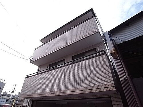 兵庫県神戸市兵庫区荒田町３丁目 3階建 築28年11ヶ月