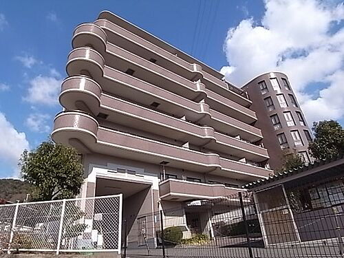 兵庫県神戸市須磨区妙法寺字岩山 築33年10ヶ月 7階建