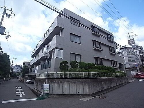 兵庫県神戸市東灘区住吉本町１丁目 築36年11ヶ月 3階建