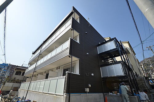 兵庫県神戸市中央区野崎通７丁目 3階建 築7年9ヶ月