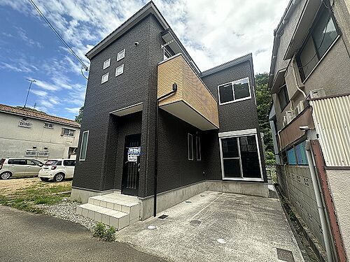 兵庫県神戸市須磨区禅昌寺町１丁目 築5年3ヶ月 2階建