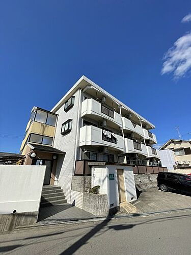 兵庫県伊丹市森本６丁目 3階建 築29年8ヶ月