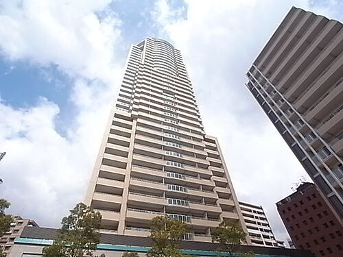 兵庫県神戸市中央区中山手通３丁目 築17年1ヶ月 地上35階地下1階建