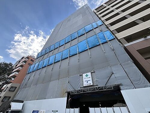 兵庫県神戸市兵庫区中道通１丁目  14階建