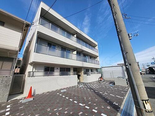 兵庫県尼崎市南武庫之荘６丁目 築1年1ヶ月 3階建