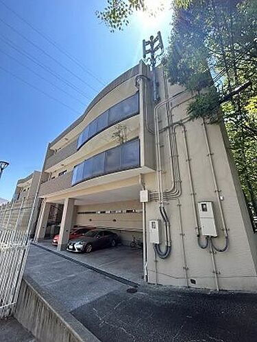 兵庫県芦屋市岩園町 築34年11ヶ月 3階建