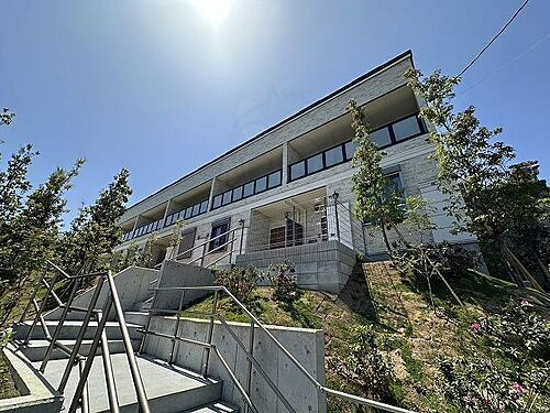 兵庫県芦屋市三条町 築1年9ヶ月 2階建