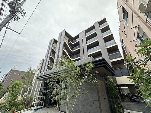 埼玉県川口市西青木３丁目 6階建 