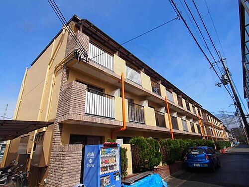 京都府京都市右京区太秦馬塚町 3階建 築40年4ヶ月