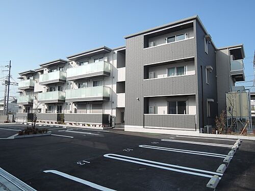 Ｄ－ＲＯＯＭ　ＮＡＮＫＡＩ 3階建