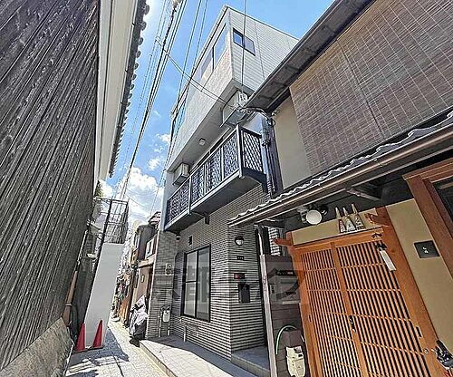 京都府京都市下京区綾小路通西洞院東入新釜座町 賃貸一戸建て