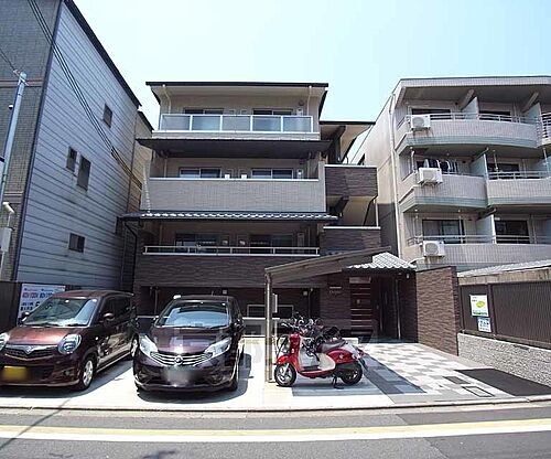 京都府京都市中京区壬生朱雀町 築9年11ヶ月 4階建