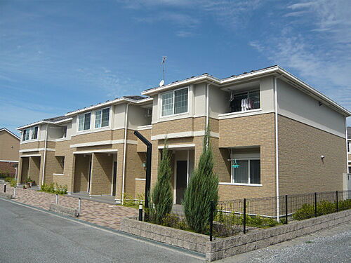 滋賀県愛知郡愛荘町野々目 2階建