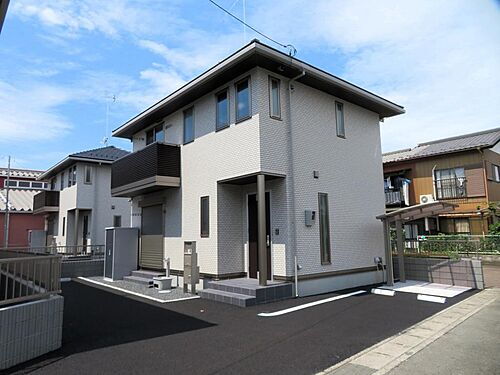 栃木県小山市東城南２丁目 賃貸一戸建て