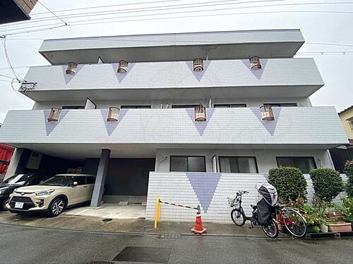 大阪府寝屋川市本町 3階建 築31年10ヶ月