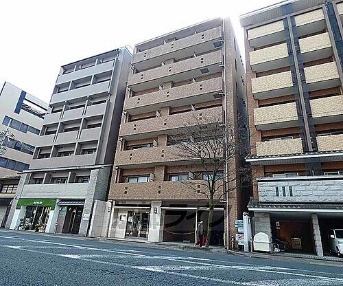 京都府京都市東山区三町目 7階建 築19年5ヶ月