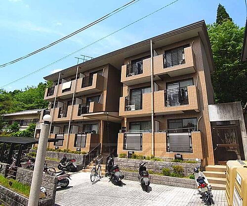 京都府京都市東山区今熊野総山町 築35年8ヶ月 4階建