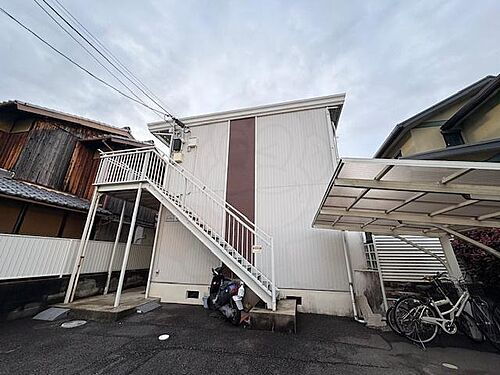 京都府京都市山科区御陵大津畑町 2階建