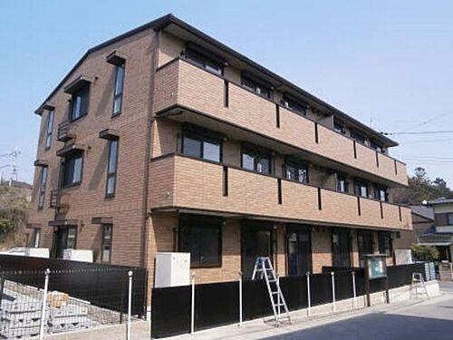 滋賀県大津市富士見台 築12年11ヶ月 3階建