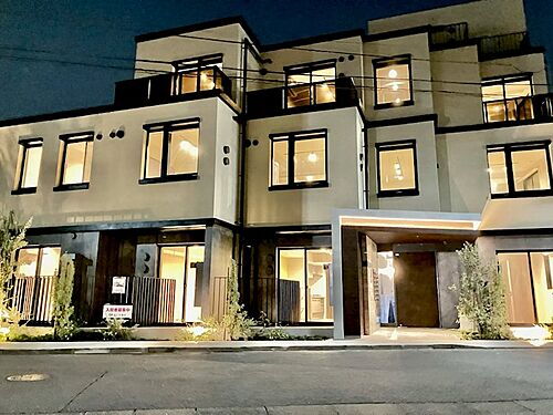 東京都世田谷区上北沢５丁目 賃貸マンション