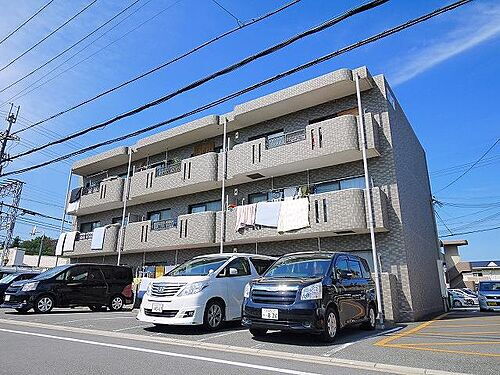 奈良県桜井市大字外山 3階建